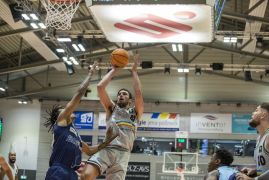 Medipolis SC Jena Eisbaeren Bremerhaven 10102021 0003